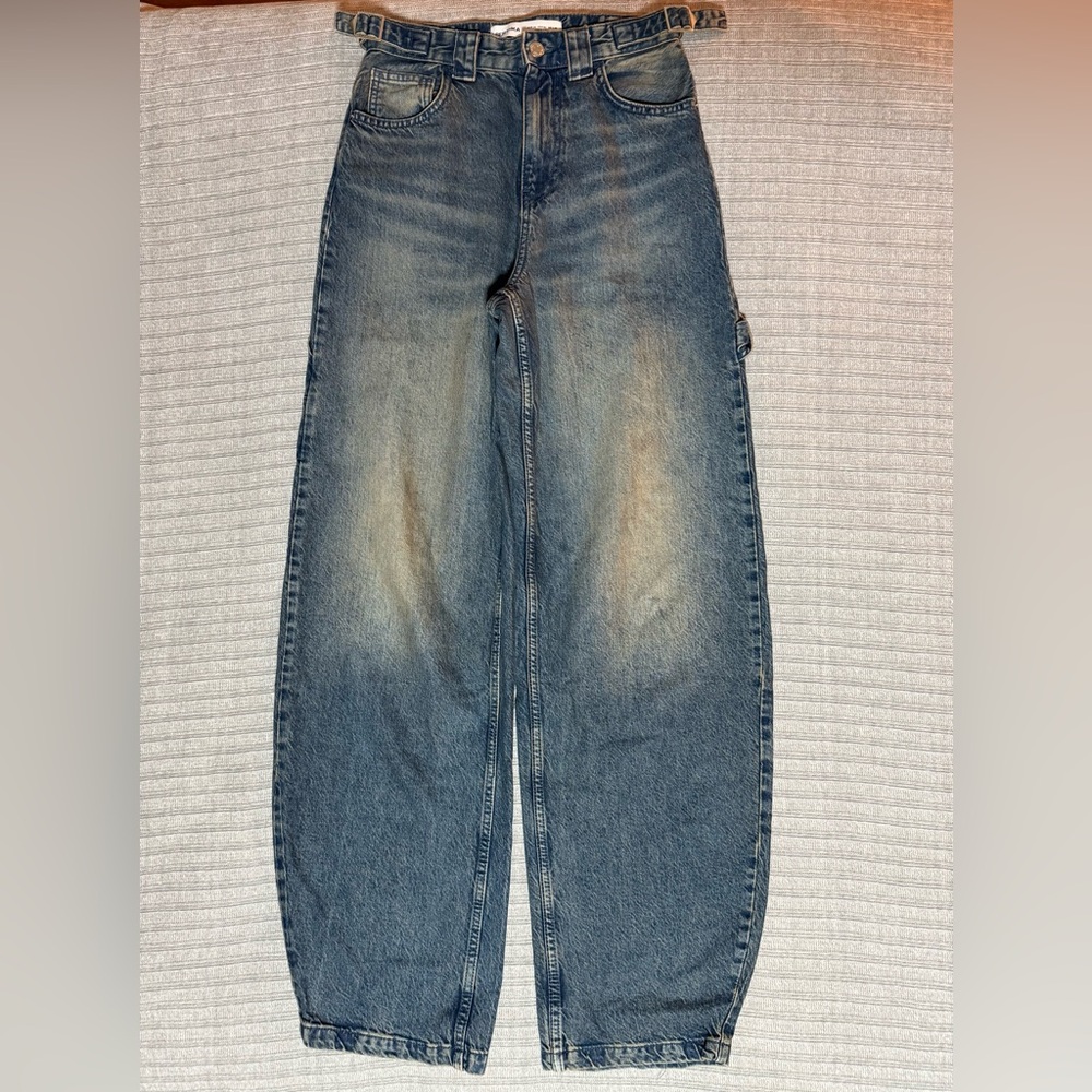 Bershka Relaxed Fit Blue Jeans